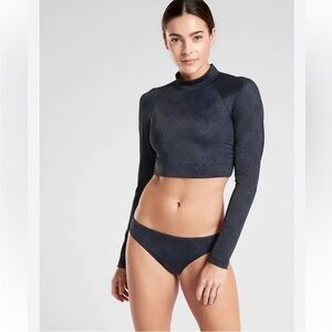 Athleta North Point  RashGuard Crop Snake Blue‎ With Pads Size XL Summer Beach